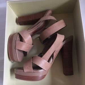 True Religion Rasine Sandals in Tan